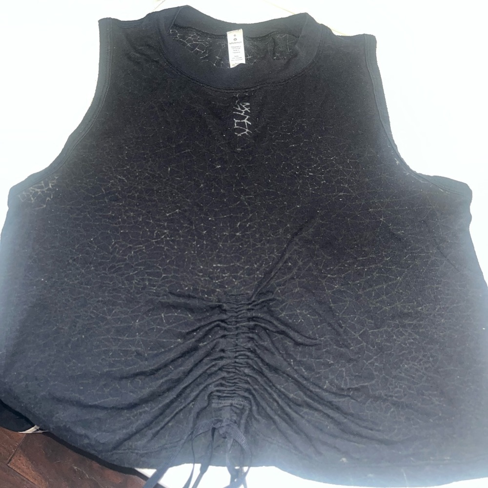 Lulu tank size 6 !